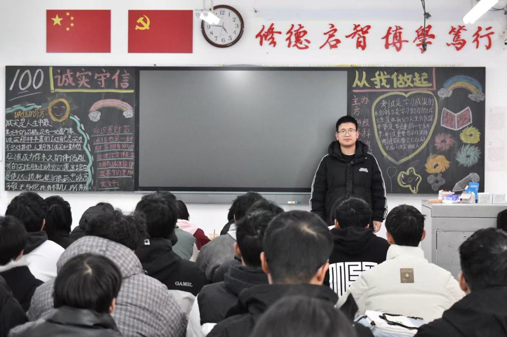 94ff3b7741fa65216eedea158c1c0486.jpg 94ff3b7741fa65216eedea158c1c0486.jpg